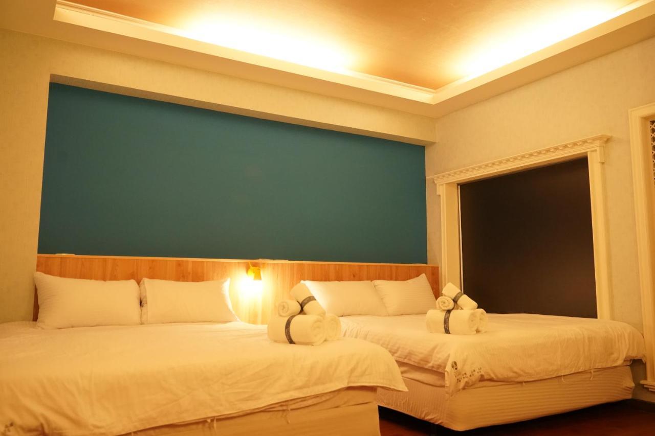 Kaohsiung Time'S Hotel Buitenkant foto