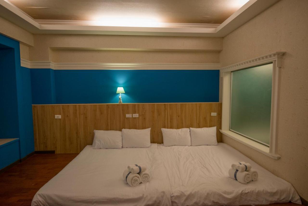 Kaohsiung Time'S Hotel Buitenkant foto